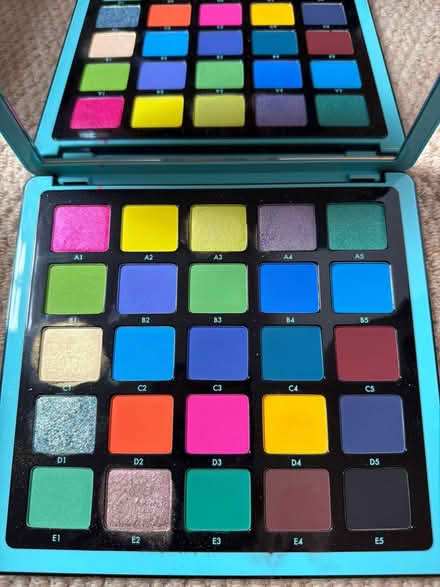 Photo of free Anastasia Beverly Hill eyeshadow (Blackrock) #2