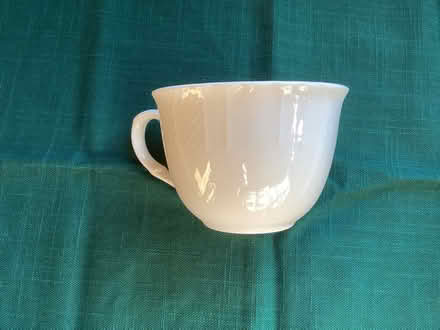 Photo of free White Dish Set (12 minutes from Costco) #2