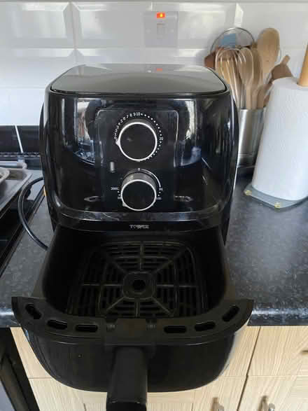 Photo of free Air Fryer (Goodshaw Fold BB4) #3