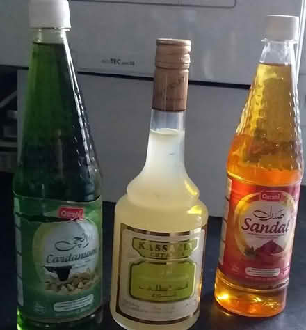 Photo of free unopened flavour syrups (TW9) #1