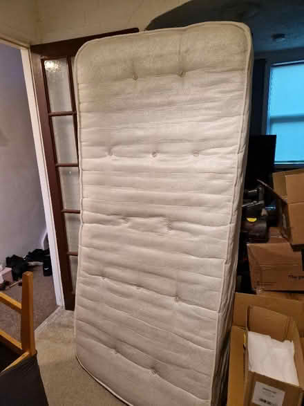 Photo of free Single bed (Bedford Centre MK40) #1