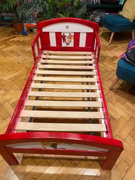 Photo of free Football themed toddler bed (Finchley N3) #1