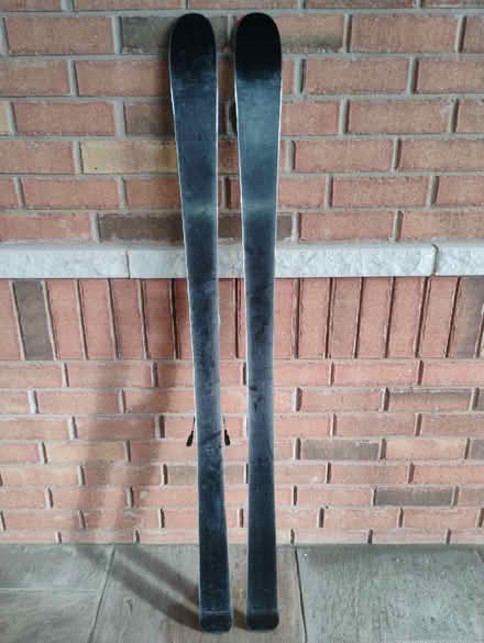 Photo of free Used ski needs new binding (Richmond Hill) #1