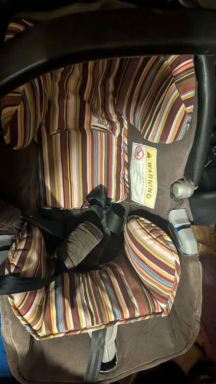 Photo of free Infant car seats (BT9) #4