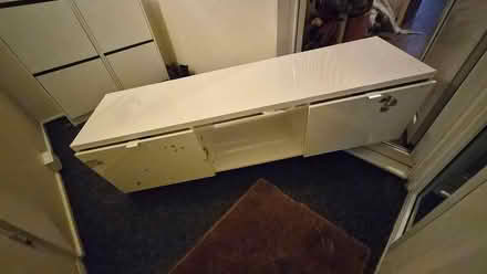 Photo of free tv shelve (witham CM8) #1