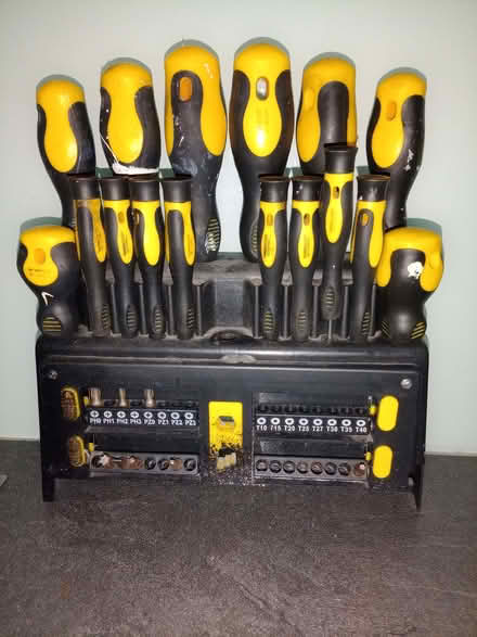 Photo of free screwdriver set (Bearton SG5) #1