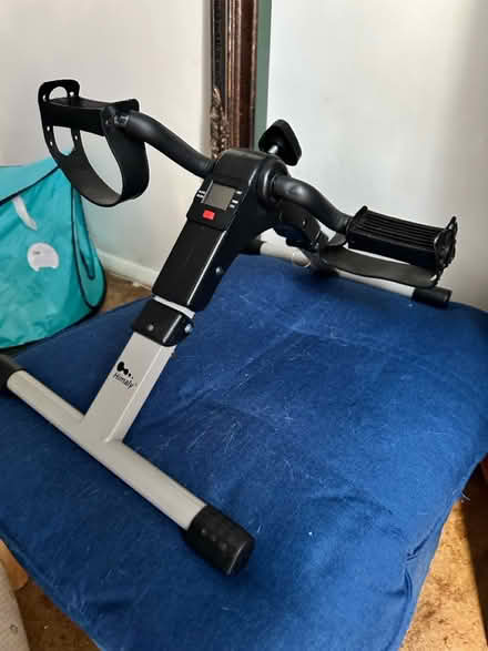 Photo of free Pedal machine (LU5 5HX) #1