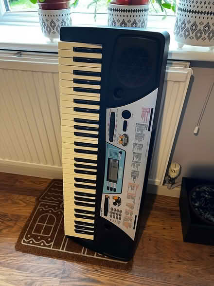 Photo of free Yamaha midi keyboard (Basingstoke RG22) #4
