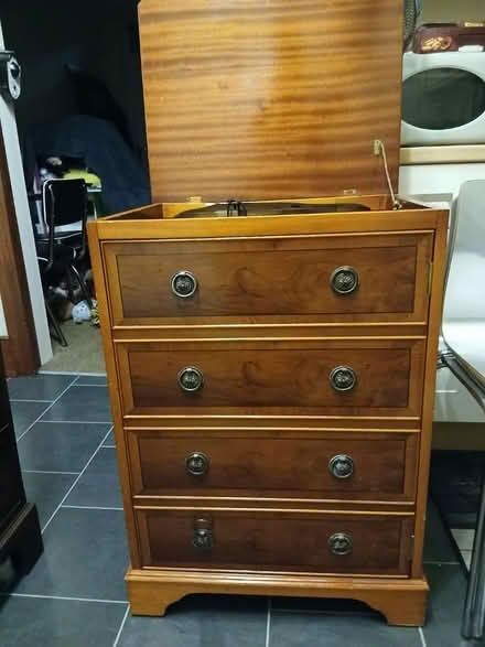 Photo of free Large Chest (Hillsborough S6) #1