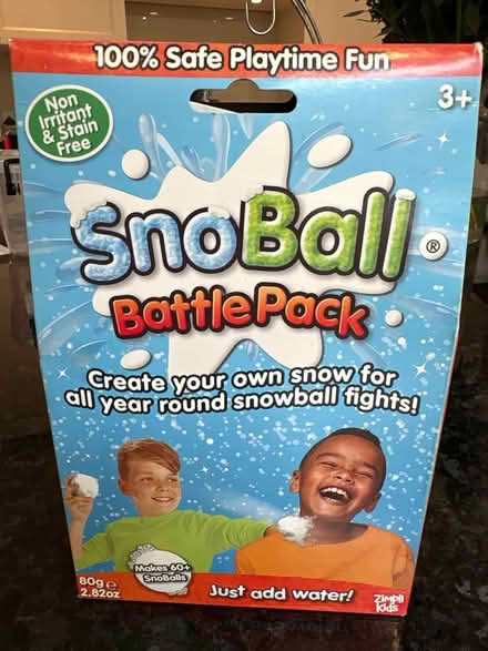 Photo of free Play snow battle pack (Southfields SW19) #1