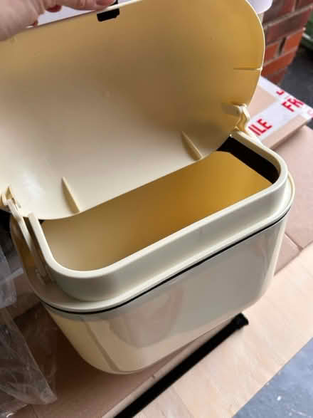 Photo of free New trash bin (Gateford S81) #2
