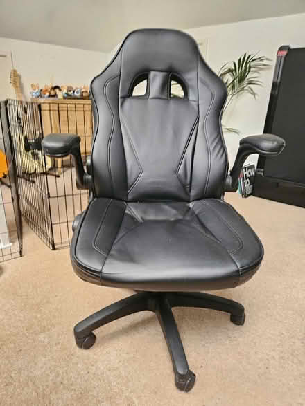 Photo of free Office chair with adjustable arms (Dun Laoghaire) #4
