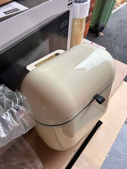 Photo of free New trash bin (Gateford S81) #1