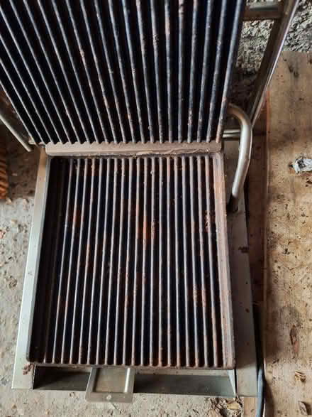 Photo of free Panini grill (Hanworth TW13) #2