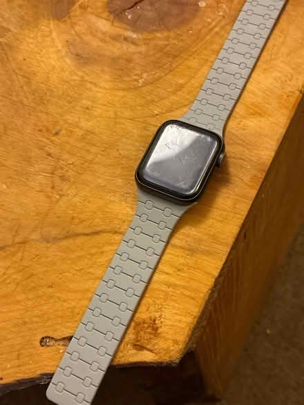 Photo of free Iwatch (DT2 7BE) #1