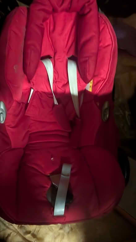 Photo of free Infant car seats (BT9) #1