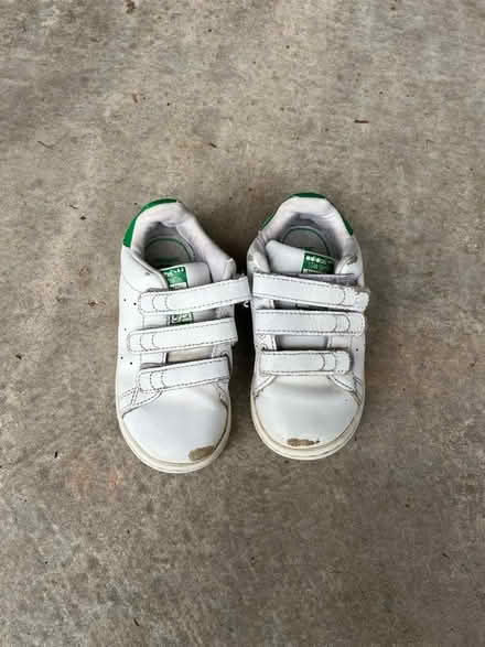 Photo of free Uk size 7K kids adidas trainers (NG9) #1
