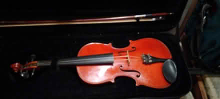 Photo of free Useless 3/4 size violin (Kennington OX1) #1