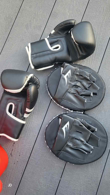 Photo of free Boxing gloves and pads (Dublin 15) #1