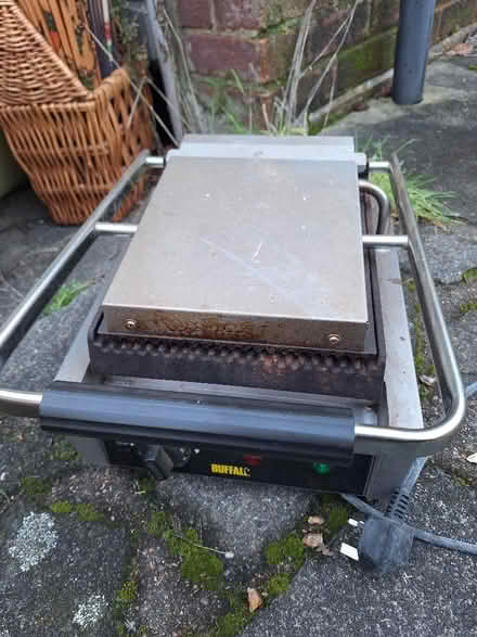 Photo of free Panini grill (Hanworth TW13) #1