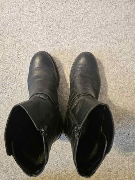 Photo of free Ladies boots size UK 5 (Stevenage SG1) #2