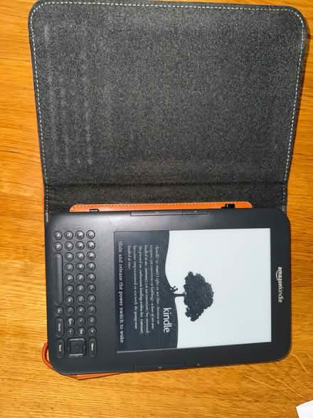 Photo of free Keyboard version of Amazon Kindle (Rahn Rd CM16) #2