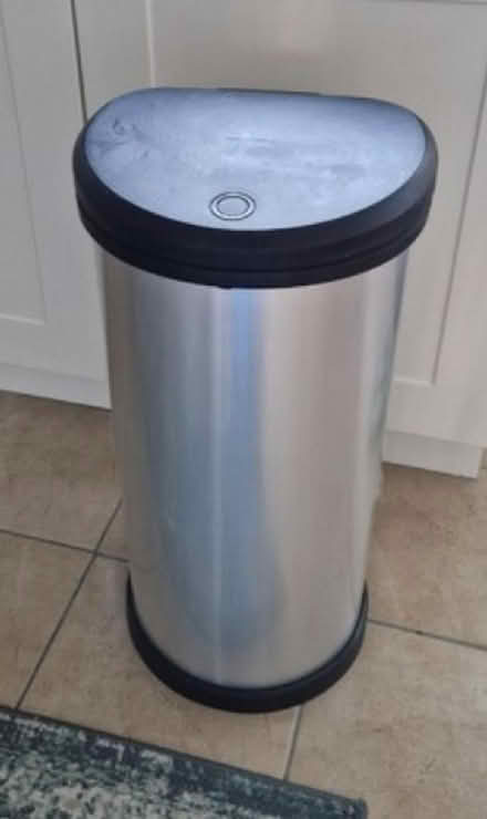 Photo of free Bin (Bromsgrove B47) #1
