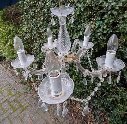 Photo of free Glass Chandelier/Light Fitting (CT7) #1