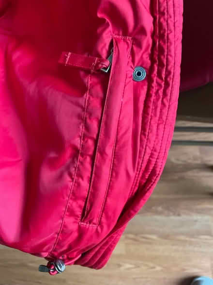 Photo of free Lands end woman’s winter coat (Neyagawa river glen, oakville.) #4