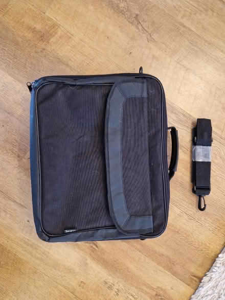 Photo of free Computer bag with shoulder strap (Up Hatherley GL51) #1