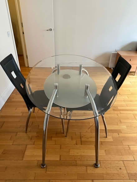 Photo of free Dining table (Stepney E1) #1