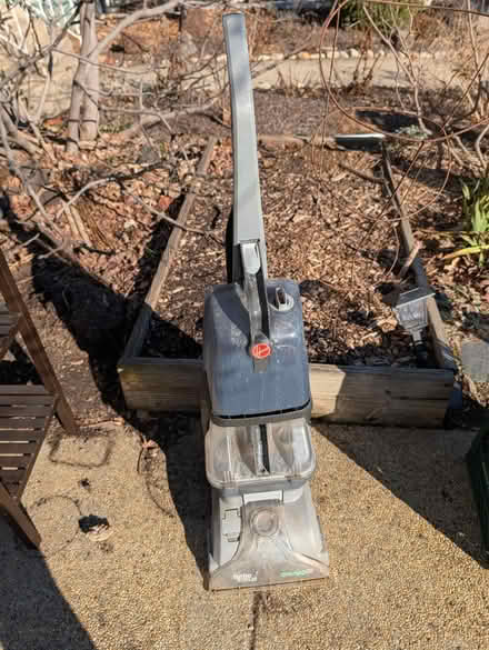 Photo of free Hoover carpet vac (Park View - Colombia Heights) #1