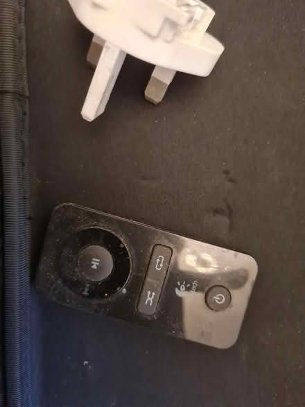 Photo of free Iogitech ipod player (CT11) #2