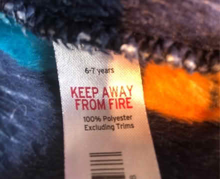 Photo of free Fleecy dressing gown age 6-7 (Latchford WA4) #3