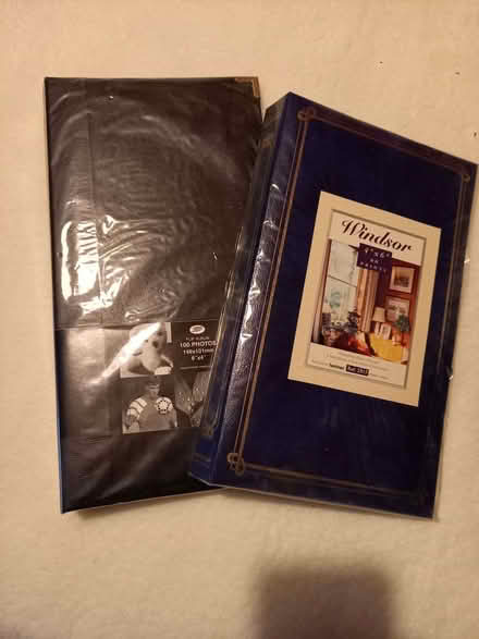 Photo of free photo albums (Frimley Green GU16) #1