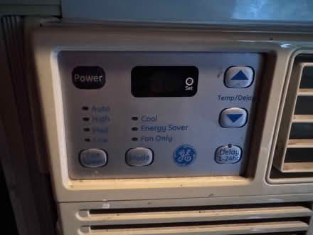 Photo of free GE A/C Window Unit (Oakland) #2