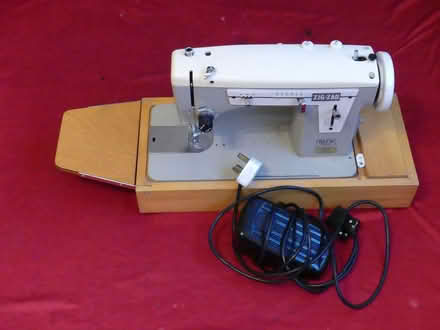 Photo of free sewing machine (Fakenham NR21) #1