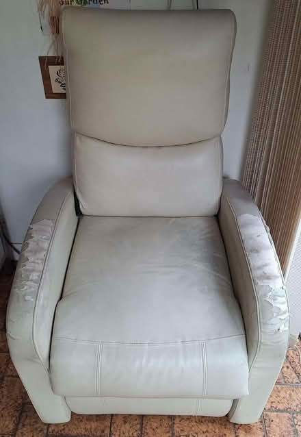 Photo of free White faux leather rise-recliner (Oxton CH43) #1