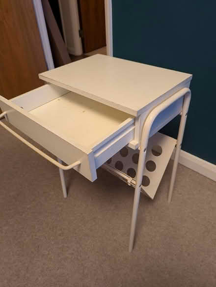 Photo of free White Side Table (Hoxton N1) #2