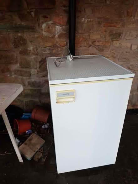 Photo of free Small fridge/freezer (Fairfield LA1) #1