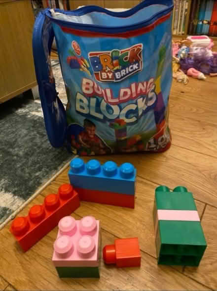 Photo of free Piano mat & Building Blocks (Cheshunt En8) #2