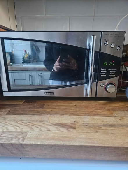 Photo of free Microwave (Slough, SL2) #1