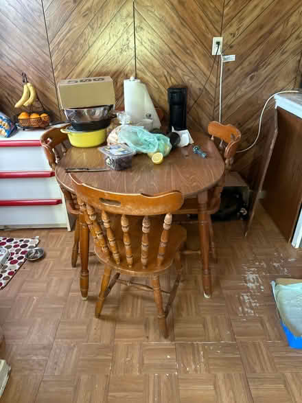 Photo of free Dining table (Rosemead) #1