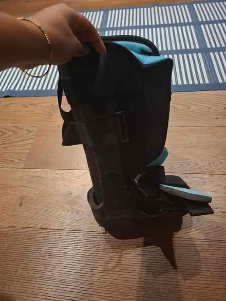 Photo of free Medical boot with all the padding (IG11, Barking) #3