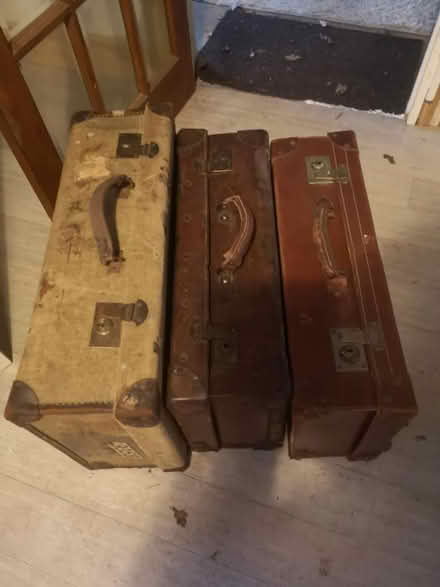 Photo of free 3 lovely old suitcases (West End Woking) #1