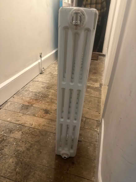 Photo of free Cast iron rad (Se6 2ha) #2