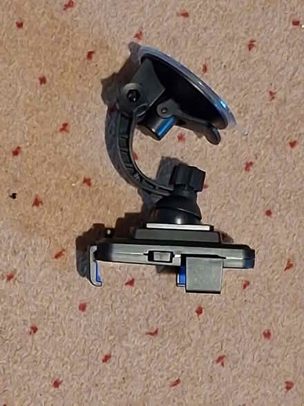Photo of free Car phone holder (Woodley RG5) #2