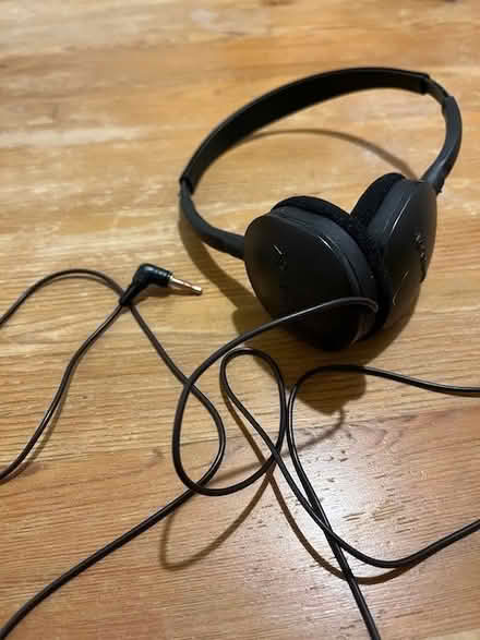 Photo of free Airline headphones (Oxford OX2) #2
