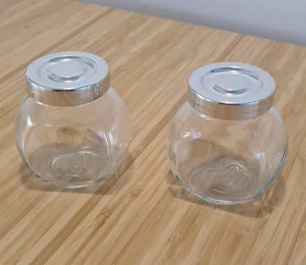 Photo of free Spice containers (SE17) #1