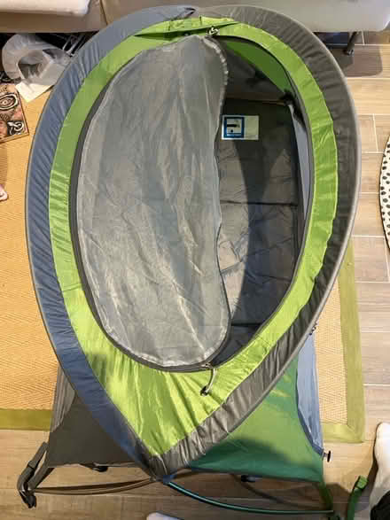 Photo of free LittleLife Arc 2 travel cot (London SE13) #3